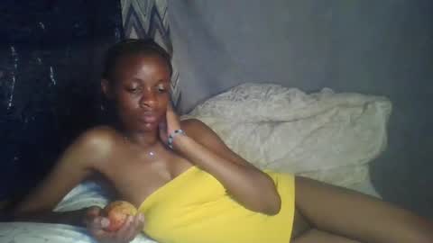 Snapshot of miss_belllo chatting on 02.10.25 miss_belllo online show from 02.10.25