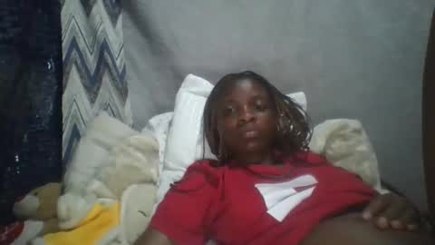 Snapshot of miss_belllo chatting on 02.16.25 miss_belllo online show from 02.16.25