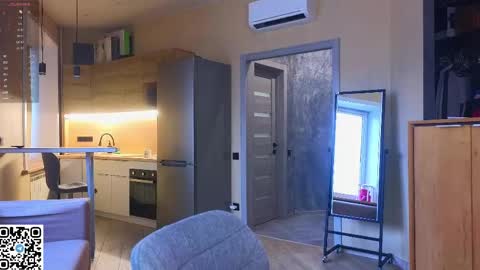 Sandy online show from 04.16.26