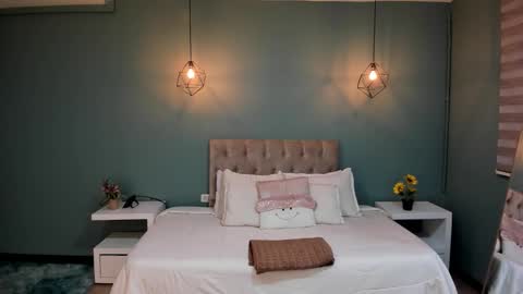 Snapshot of miss_cataleya__ chatting on 11.28.25 Cataleya online show from 11.28.25