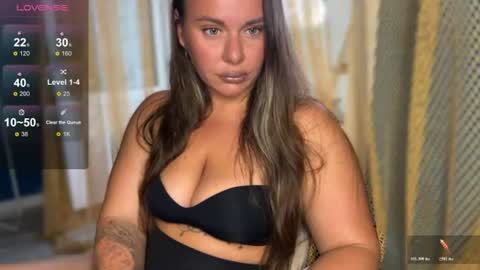 Snapshot of miss_christine_ chatting on 06.26.26 Miss Christine online show from 06.26.26
