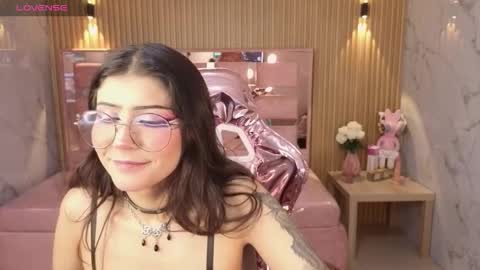 miss_devil_s online show from 02.21.26