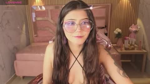 miss_devil_s online show from 03.20.26