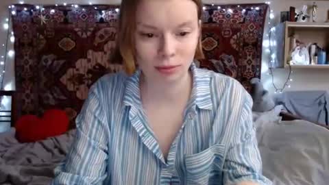 Elis online show from 02.05.25