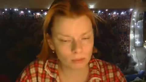 Snapshot of miss_elistia_ chatting on 02.17.26 Elis online show from 02.17.26