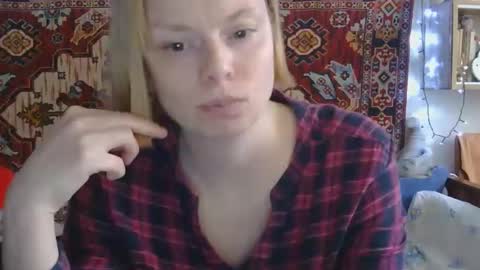 Elis online show from 04.10.26