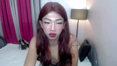 miss_ephrail online show from 12.10.24