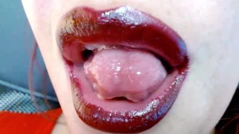 Miss Evoleth online show from 01.22.25