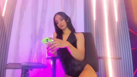 Snapshot of miss_isa19 chatting on 06.22.26 miss_isa19 online show from 06.22.26