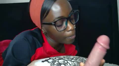 SensuElle  WHAT I DONT SHOW HERE... YOULL ONLY SEE IN PRIVATE  online show from 02.09.26