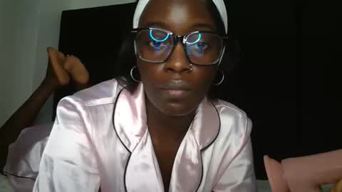 Snapshot of miss_jamilla255 chatting on 03.10.26 SensuElle WHAT I DONT SHOW HERE... YOULL ONLY SEE IN PRIVATE online show from 03.10.26