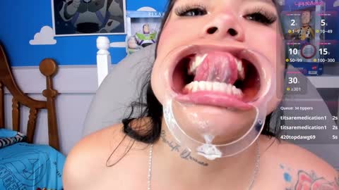 Keisi online show from 02.07.25