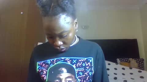 Miss Kiarrafit online show from 09.18.25