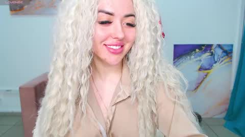 miss_kiten online show from 02.19.25