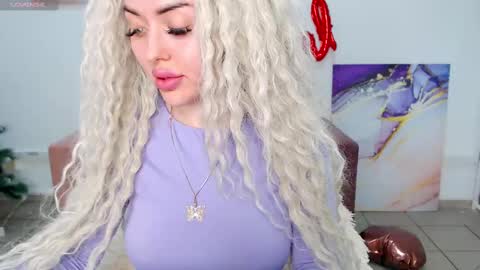 miss_kiten online show from 02.21.25