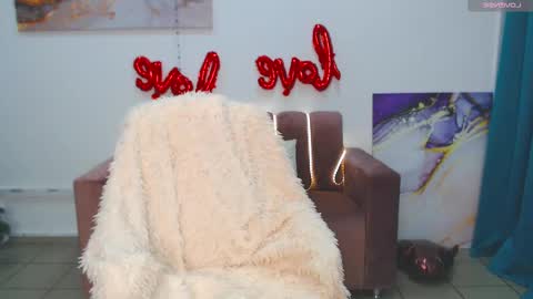 miss_kiten online show from 02.25.25