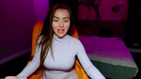 miss_kiten online show from 04.03.26