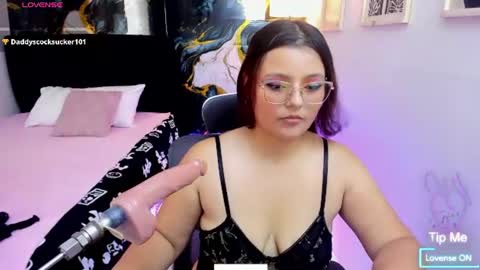 Snapshot of miss_kloee chatting on 07.26.26 Kloe online show from 07.26.26