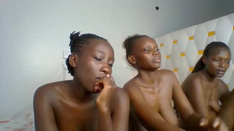 miss_lolah7 online show from 05.07.26