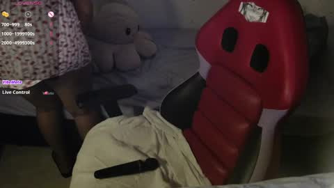 Snapshot of miss_ly_ chatting on 05.14.26 ly independent model online show from 05.14.26