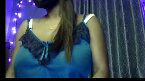 Snapshot of miss_mahi69 chatting on 05.04.26 Mahi online show from 05.04.26