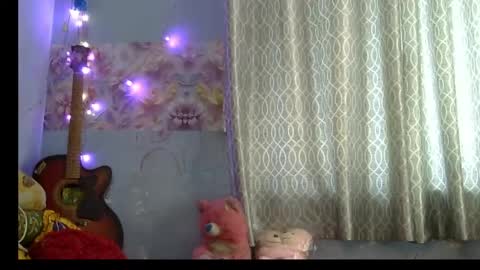 Snapshot of miss_mahi69 chatting on 05.17.26 Mahi online show from 05.17.26