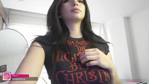 Alejandra online show from 04.29.26
