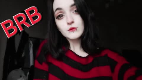 Snapshot of miss_milina chatting on 12.04.25 miss_milina online show from 12.04.25