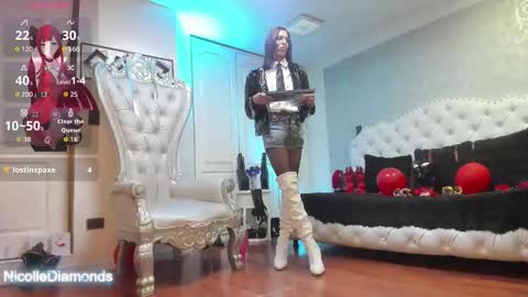 Miss Nicole online show from 04.22.26