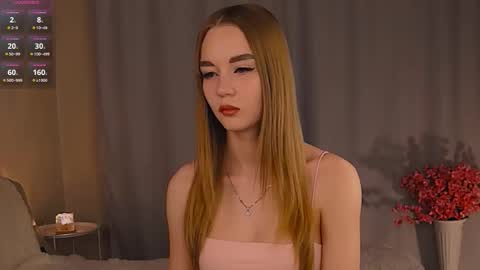 Nicole online show from 10.10.25