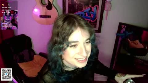 Snapshot of miss_raven_ts chatting on 11.25.25 Raven online show from 11.25.25