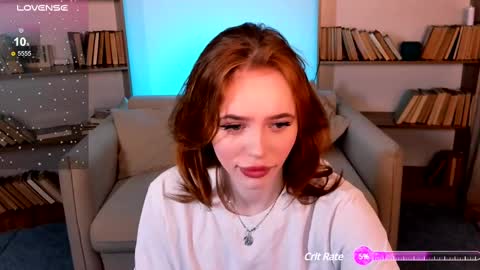 Snapshot of miss_redfox chatting on 02.10.25 Margo online show from 02.10.25