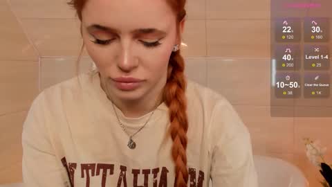 Snapshot of miss_redfox chatting on 10.12.25 Margo online show from 10.12.25