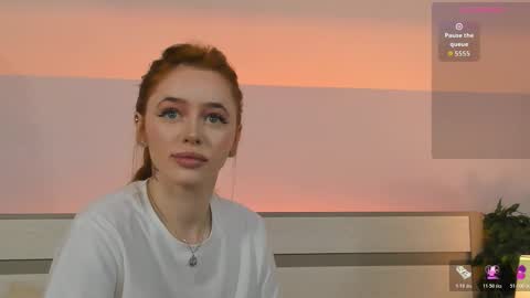 Snapshot of miss_redfox chatting on 11.04.25 Margo online show from 11.04.25