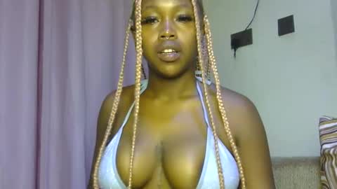 Snapshot of miss_sexyyy chatting on 11.20.25 miss_sexyyy online show from 11.20.25