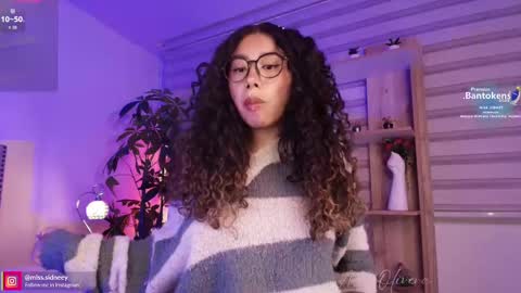 Amy Olivera online show from 10.08.25