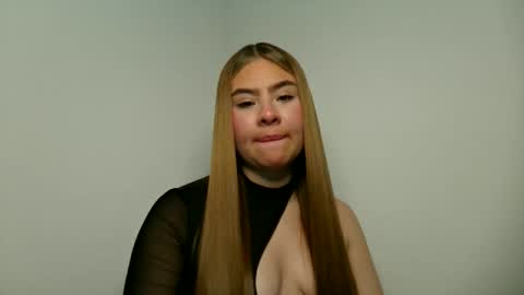 sophi 3 online show from 05.10.26