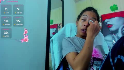 Snapshot of miss_sparkle666 chatting on 10.12.25 miss_sparkle666 online show from 10.12.25