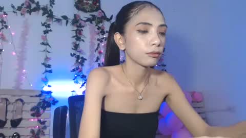 IM SUGAR online show from 11.23.25