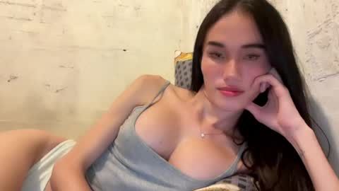 Snapshot of miss_sunshinex chatting on 07.11.26 Shine online show from 07.11.26