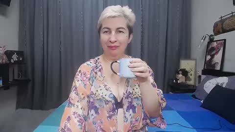 Snapshot of miss_tasha_kom chatting on 12.02.24 miss_tasha_kom online show from 12.02.24