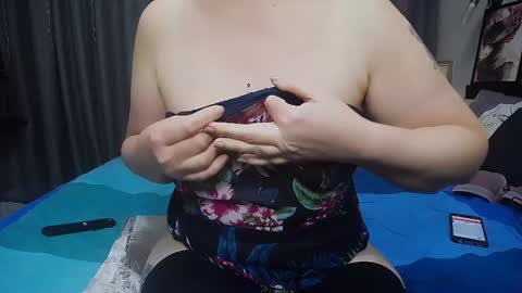 Snapshot of miss_tasha_kom chatting on 12.06.24 miss_tasha_kom online show from 12.06.24