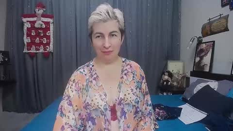 Snapshot of miss_tasha_kom chatting on 12.16.24 miss_tasha_kom online show from 12.16.24