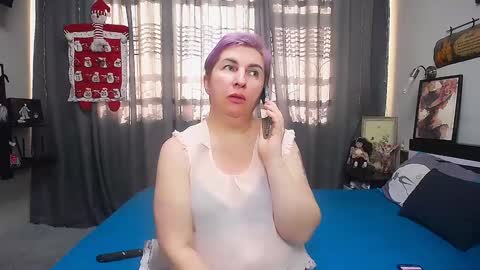 Snapshot of miss_tasha_kom chatting on 12.18.24 miss_tasha_kom online show from 12.18.24