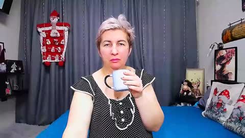 Snapshot of miss_tasha_kom chatting on 12.26.24 miss_tasha_kom online show from 12.26.24