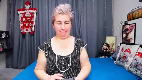 Snapshot of miss_tasha_kom chatting on 12.26.24 miss_tasha_kom online show from 12.26.24