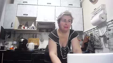 Snapshot of miss_tasha_kom chatting on 01.04.25 miss_tasha_kom online show from 01.04.25