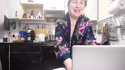 Snapshot of miss_tasha_kom chatting on 01.05.25 miss_tasha_kom online show from 01.05.25