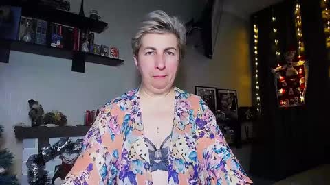 Snapshot of miss_tasha_kom chatting on 01.08.25 miss_tasha_kom online show from 01.08.25