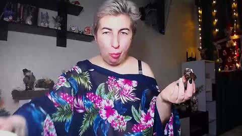 Snapshot of miss_tasha_kom chatting on 01.15.25 miss_tasha_kom online show from 01.15.25